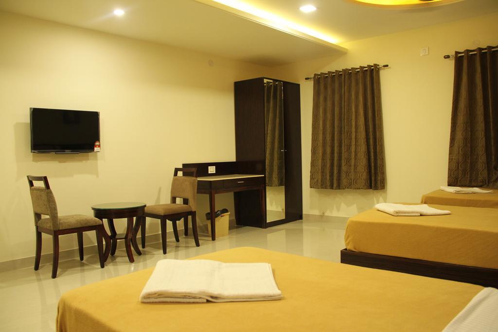 Hotel M.P Temples Inn Kumbakonam Quarto foto